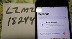 Fair
													Apple iPhone SE 2nd Gen 2020 - AT&T, Black, 64 GB, A2275, photo 4 of 17