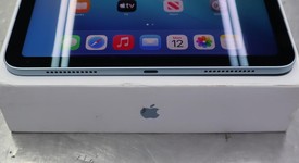 Mint
													Apple iPad Air 11" (M3) 2025 - Wi-Fi, Blue, 256 GB, A3266, photo 3 of 10