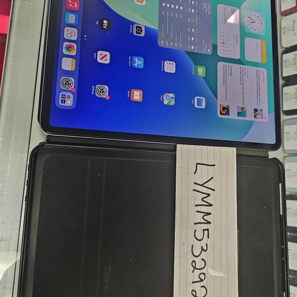 Apple iPad Pro 12.9 inch 4th Gen 2020 - Wi-Fi, 128 GB, Gray, A2229