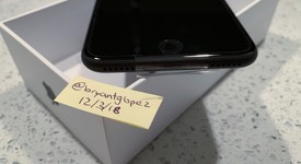 Mint
													Apple iPhone 7 Plus - Verizon, Black, 256 GB, A1661, photo 3 of 9