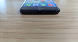 Good
													Apple iPhone SE 3rd Gen 2022 - Unlocked, Midnight, 64 GB, A2595, photo 3 of 13