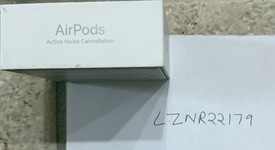 New
													Apple AirPods 4th Gen - Active Noise Cancellation, photo 2 of 4