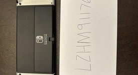 Mint
													Nintendo Switch - OLED - White, 64 GB, photo 3 of 7