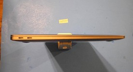 Good
													MacBook Air 2020 - 13" - Apple M1, Silver, 256 GB, 8 GB, photo 2 of 12