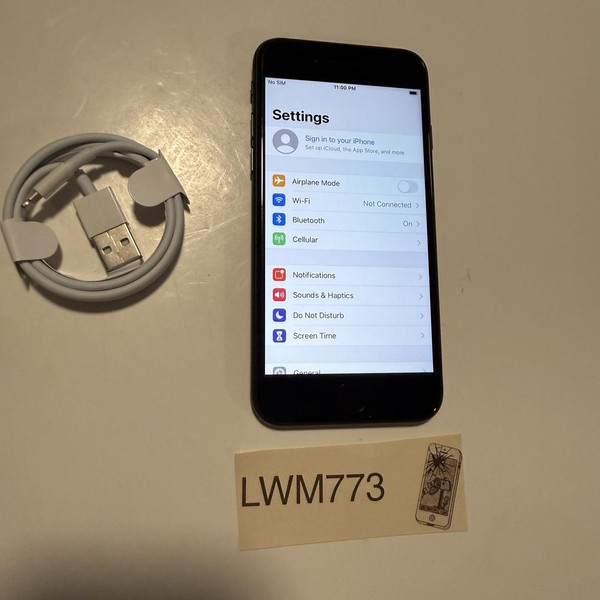 Apple iPhone SE 2nd Gen 2020 - Unlocked, 64 GB, Black, A2275