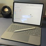 Mint Apple iPad Pro 11 inch 4th Gen 2022 - Unlocked, 256 GB, Gray
