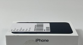 New
													Apple iPhone 13 - Straight Talk, Midnight, 128 GB, A2482, photo 5 of 6