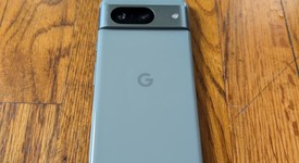 Good
													Google Pixel 8 - Unlocked, Hazel, 128 GB, 8 GB, G9BQD, Sub-6 5G, photo 2 of 6