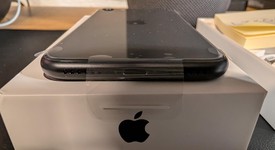 Mint
													Apple iPhone SE 2nd Gen 2020 - Unlocked, Black, 64 GB, A2275, photo 5 of 7