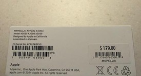 New
													Apple AirPods 4th Gen - Active Noise Cancellation, photo 3 of 6