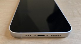 Good
													Apple iPhone 13 - Unlocked, Starlight, 128 GB, A2482, photo 4 of 4