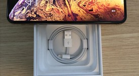 Mint
													Apple iPhone Xs Max - Spectrum, Gold, 64 GB, A1921, photo 1 of 6