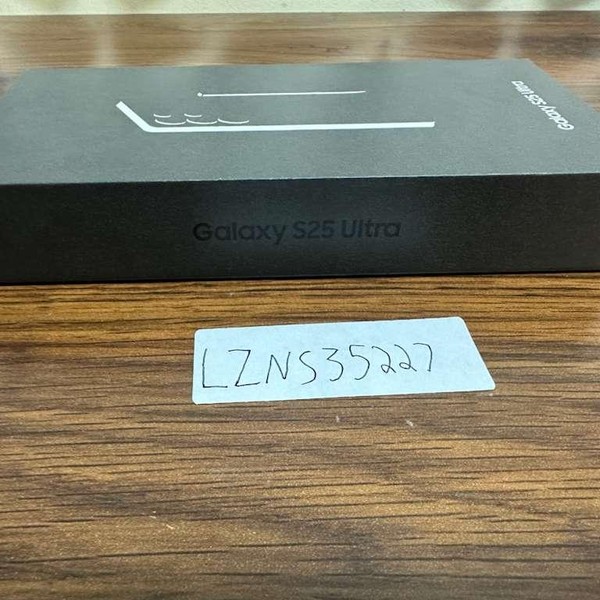 Samsung Galaxy S25 Ultra - Unlocked, 256 GB, Black, 12 GB, SM-S938U1