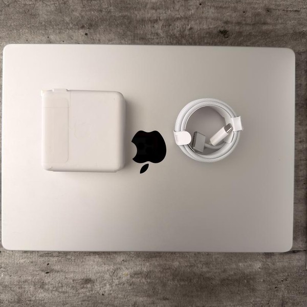 MacBook Pro Late 2023 (M3) - 14 inch - 1 TB, Silver, 36 GB, Apple M3 Max 14-core, 30-core GPU