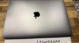 Good
													MacBook Air 2020 - 13" - I5, Silver, 256 GB, 8 GB, photo 1 of 6