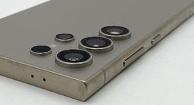 Good
													Samsung Galaxy S24 Ultra - Unlocked, Gray, 256 GB, 12 GB, SM-S928U1, photo 4 of 7