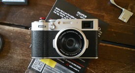 Mint
													Fuji X100VI - Silver, photo 2 of 34
