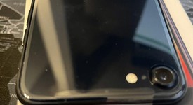 Mint
													Apple iPhone SE 3rd Gen 2022 - Verizon, Midnight, 64 GB, A2595, photo 4 of 9