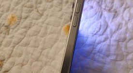 Good
													Apple iPhone 16 Pro - Unlocked, White, 128 GB, A3083, photo 4 of 8