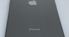 Good
													Apple iPhone Xs Max - Unlocked, Gray, 64 GB, A1921, photo 3 of 7