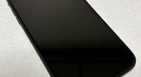 Good
													Apple iPhone Xr - Unlocked, Black, 64 GB, A1984, photo 3 of 14