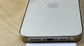 Fair
													Apple iPhone 14 Pro - Unlocked, Gold, 256 GB, A2650, photo 4 of 7