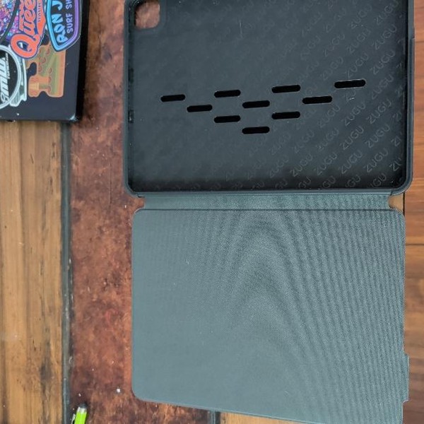 Apple iPad Pro 12.9 inch 6th Gen 2022 - Wi-Fi, 256 GB, Gray