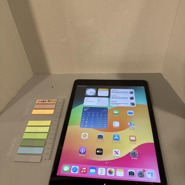 Apple iPad 9th Gen - Unlocked, 64 GB, Gray, A2603