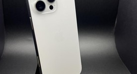 Mint
													Apple iPhone 16 Pro Max - Unlocked, White, 256 GB, A3084, photo 4 of 6