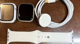 Mint
													Apple Watch Series 8 41mm - Starlight, A2770 - GPS, Aluminum, photo 5 of 27