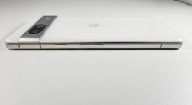 Fair
													Google Pixel 7a - Unlocked, Snow, 128 GB, 8 GB, GWKK3, photo 3 of 8