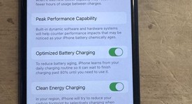 Fair
													Apple iPhone SE 3rd Gen 2022 - T-Mobile, Midnight, 128 GB, A2595, photo 2 of 11