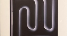 New
													MacBook Pro 2025 - 14" - Apple M5, Space Black, 1 TB, 24 GB, photo 2 of 3