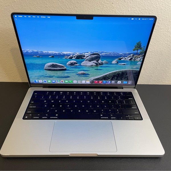 MacBook Pro 2021 - 14 inch - 512 GB, Silver, 16 GB, Apple M1 Pro 8-core