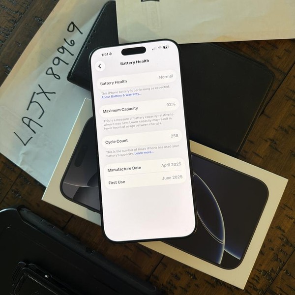 Apple iPhone 16 Pro Max - Unlocked, 1 TB, Black, A3084