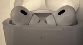 Used
													Apple AirPods Pro 2 - USB-C, photo 5 of 8