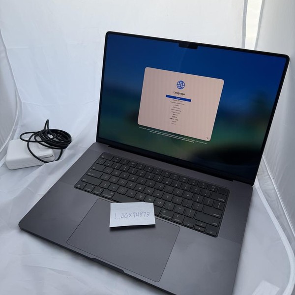 MacBook Pro 2024 - 16 inch - 512 GB, Space Black, 48 GB, Apple M4 Pro 14-core