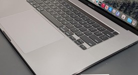 Good
													MacBook Pro 2019 - 16" - I9, Silver, 1 TB, 32 GB, photo 5 of 13