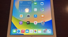 Good
													Apple iPad 6th Gen - Wi-Fi, Gold, 32 GB, A1893, photo 3 of 13