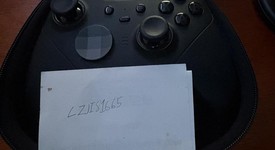 Mint
													Xbox Elite Wireless Controller Series 2 - Black & White, Core, photo 2 of 4