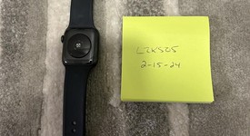 Fair
													Apple Watch SE 1st Gen 40mm - Unlocked, Gray, A2353 - Cellular, Aluminum, photo 3 of 8