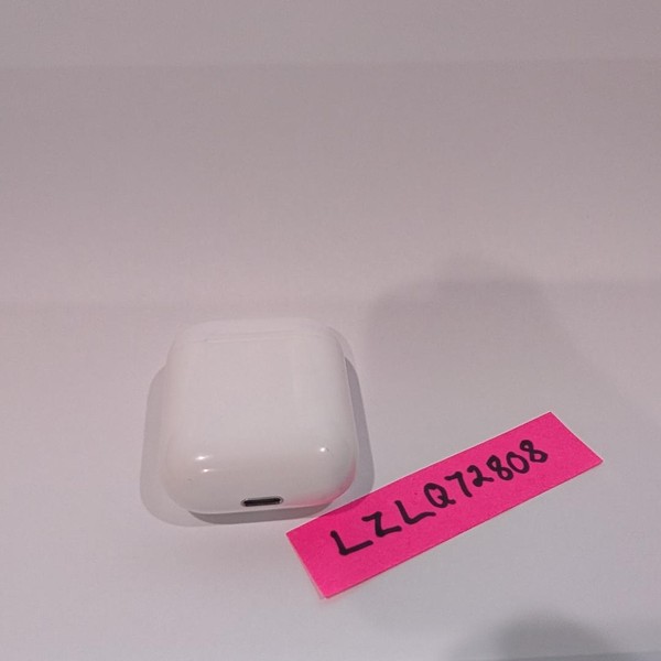 Apple AirPods 2nd Gen - Lightning Case
