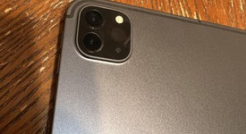 Good
													Apple iPad Pro 12.9" 5th Gen 2021 - Unlocked, Gray, 256 GB, photo 3 of 7