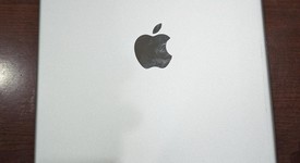 Good
													Apple iPad Pro 10.5" - Unlocked, Silver, 64 GB, photo 2 of 7
