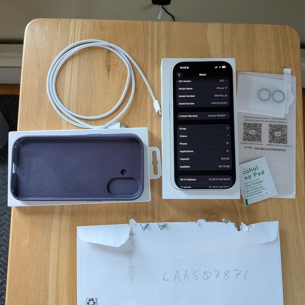 Apple iPhone 17 - Unlocked, 256 GB, White, A3258