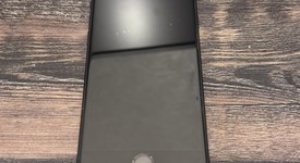 Fair
													Apple iPhone SE 2nd Gen 2020 - Unlocked, Black, 128 GB, A2275, photo 3 of 7