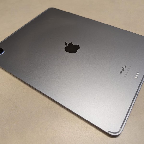 Apple iPad Pro 12.9 inch 6th Gen 2022 - Verizon, 128 GB, Gray