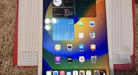 Mint
													Apple iPad Pro 9.7" - Wi-Fi, Silver, 128 GB, A1673, photo 2 of 3