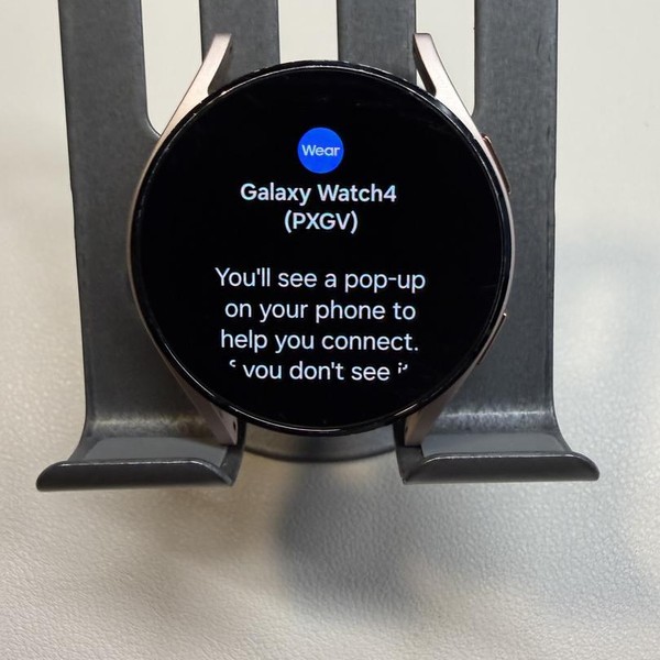 Samsung Galaxy Watch4 - Wi-Fi, Gold, 40mm