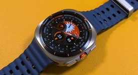 Mint
													Samsung Galaxy Watch Ultra (2025) - Unlocked, Titanium Blue, SM-L705, 47mm, photo 4 of 8